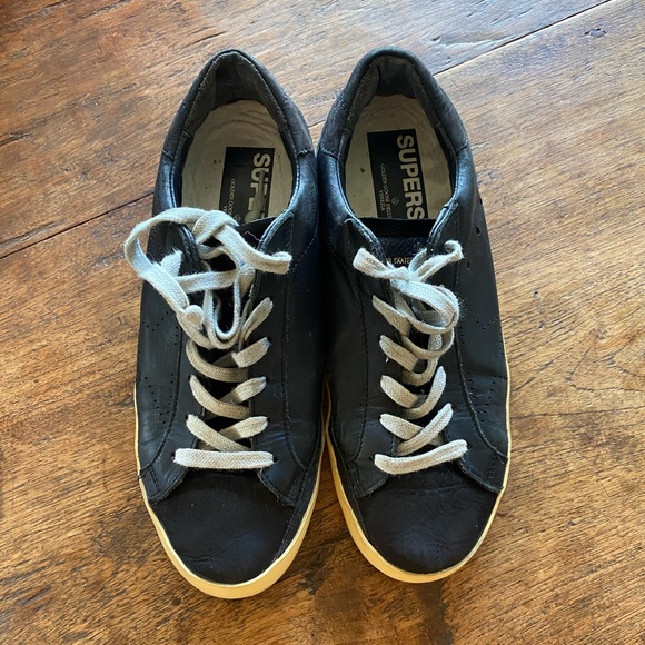 Golden goose black superstar size 39